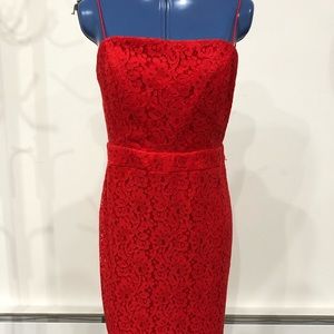Soprano lacy red dress
